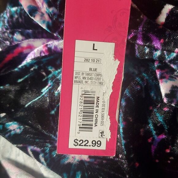 NWT XHILARATION VELVET DRESS  - Picture 4 of 4
